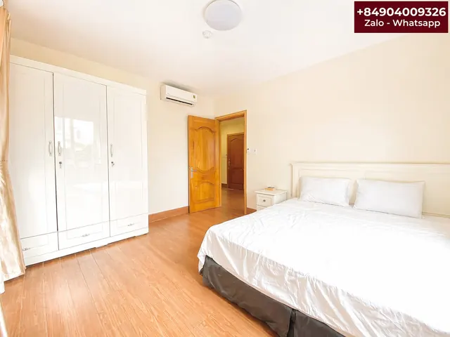 1BR • pool + gym photo 3