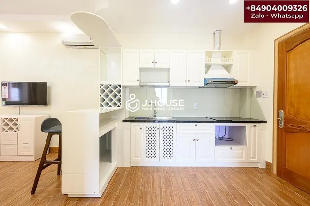 1BR • pool + gym photo 4